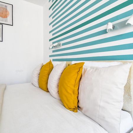 Modern Studios - Meters Away From The Beach Pomorie Exterior photo