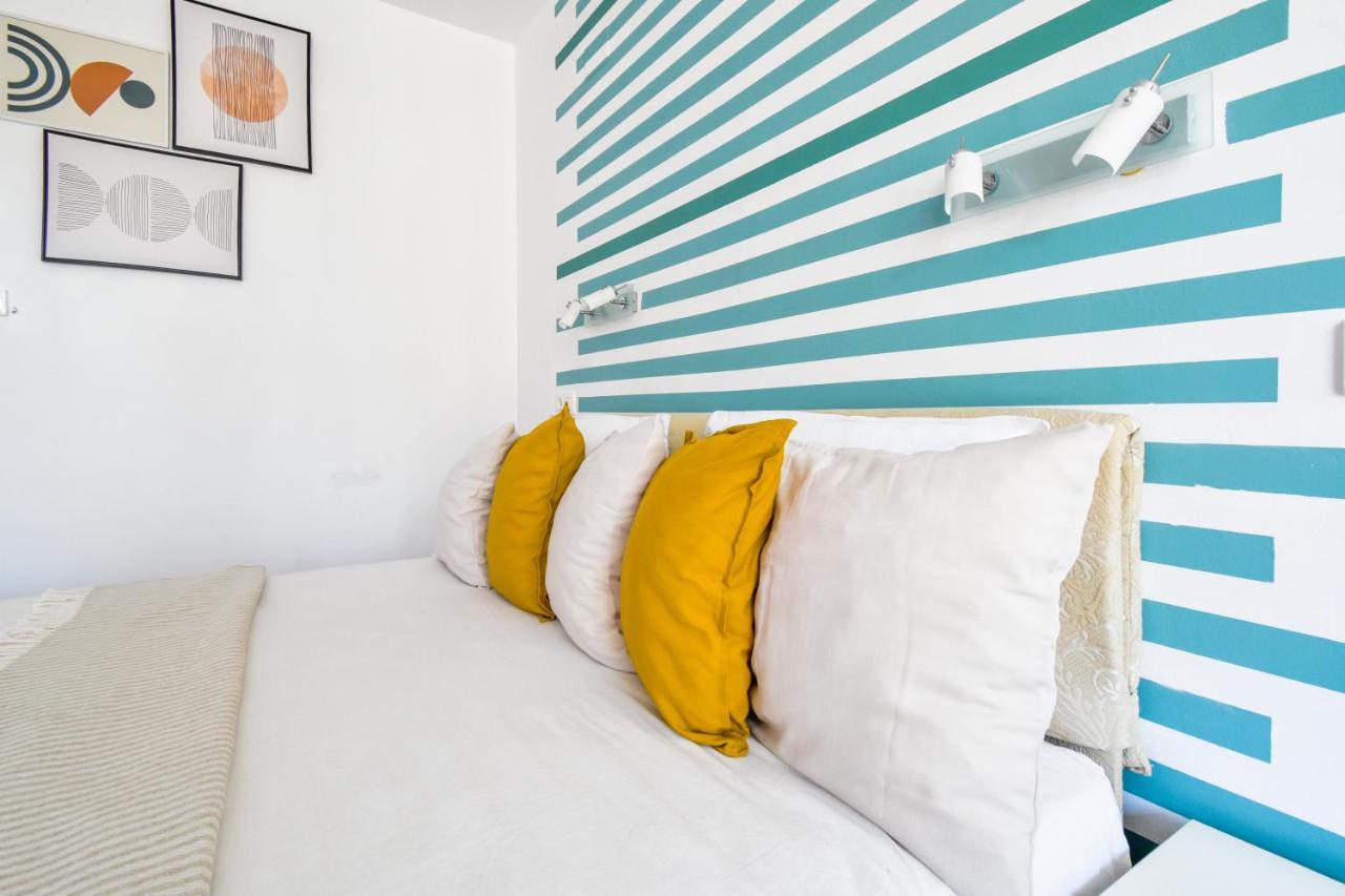 Modern Studios - Meters Away From The Beach Pomorie Exterior photo
