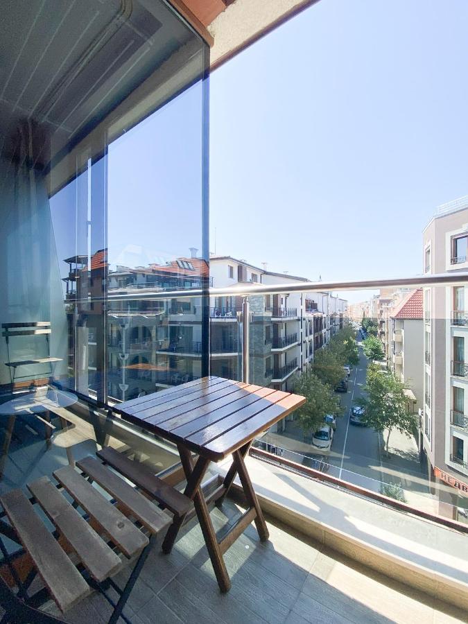 Modern Studios - Meters Away From The Beach Pomorie Exterior photo